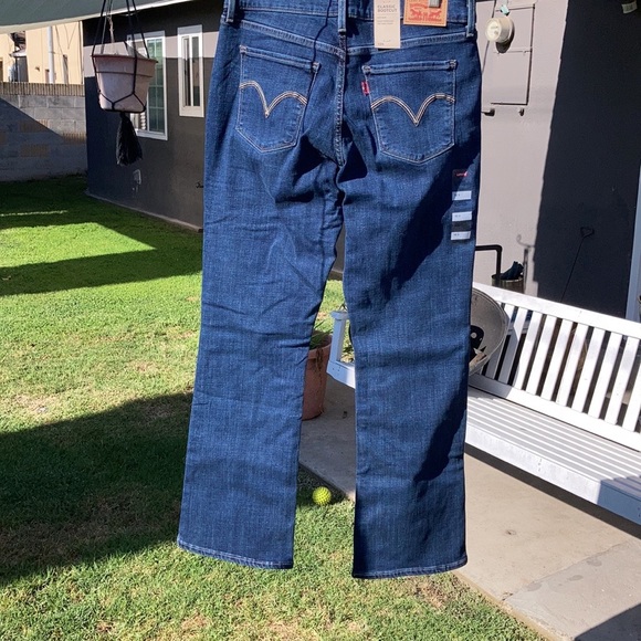 NWT Host Pick 6/4 Levi's Classic Boot Cut Jeans MSRP $59.50 - Picture 9 of 10